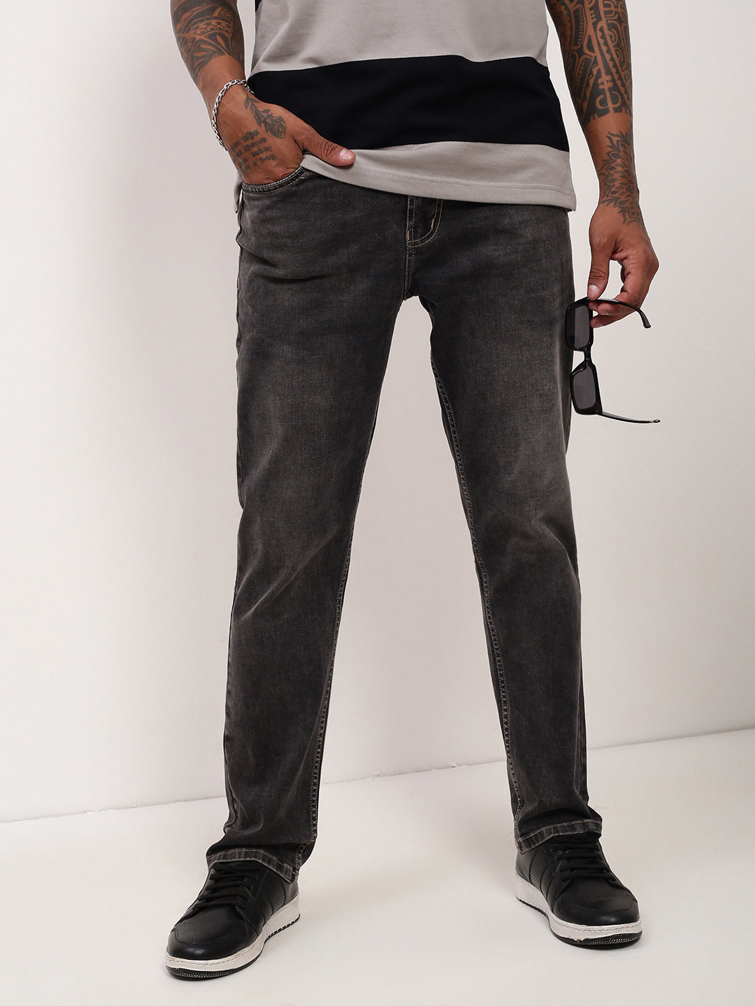 Men's Grey Solid Straight Fit Acid Wash Stretchable Jeans