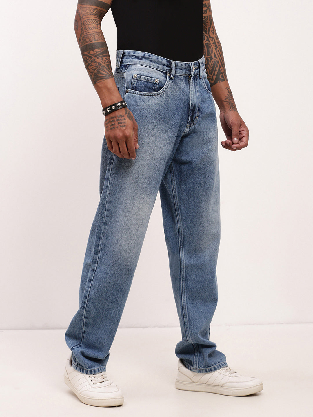 Men's Blue Solid Straight Fit Heavy Fade Jeans