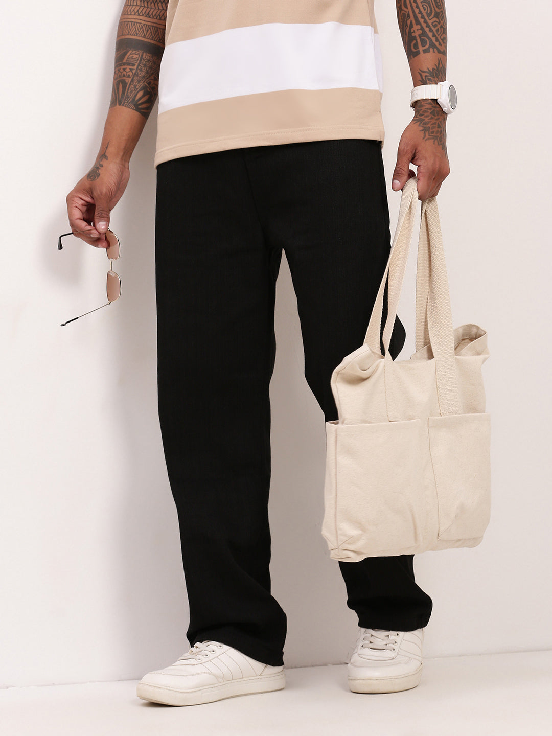 Men's Black Solid Straight Fit Jeans