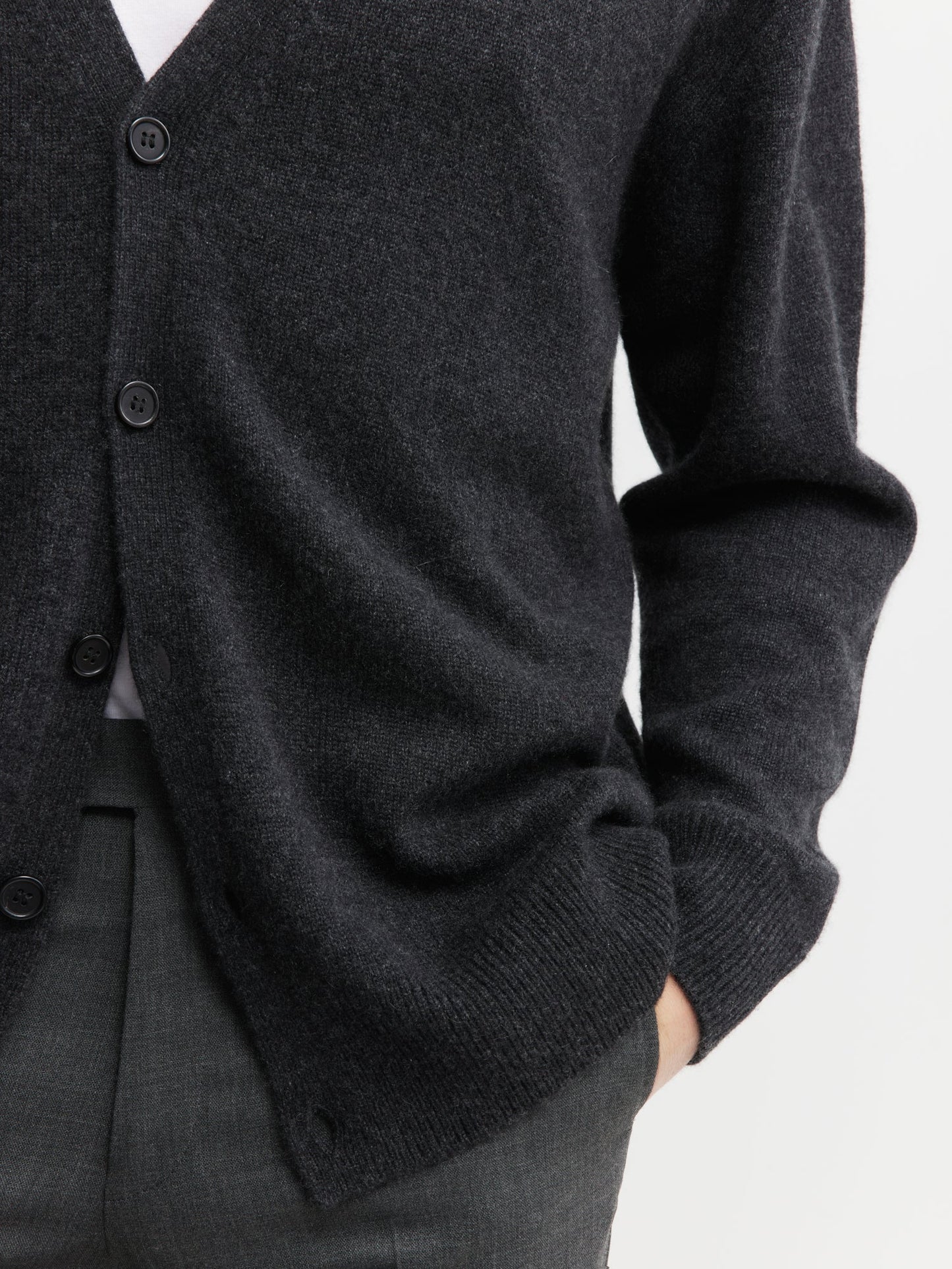 Mens Relaxed Cashmere Cardigan - Graphite
