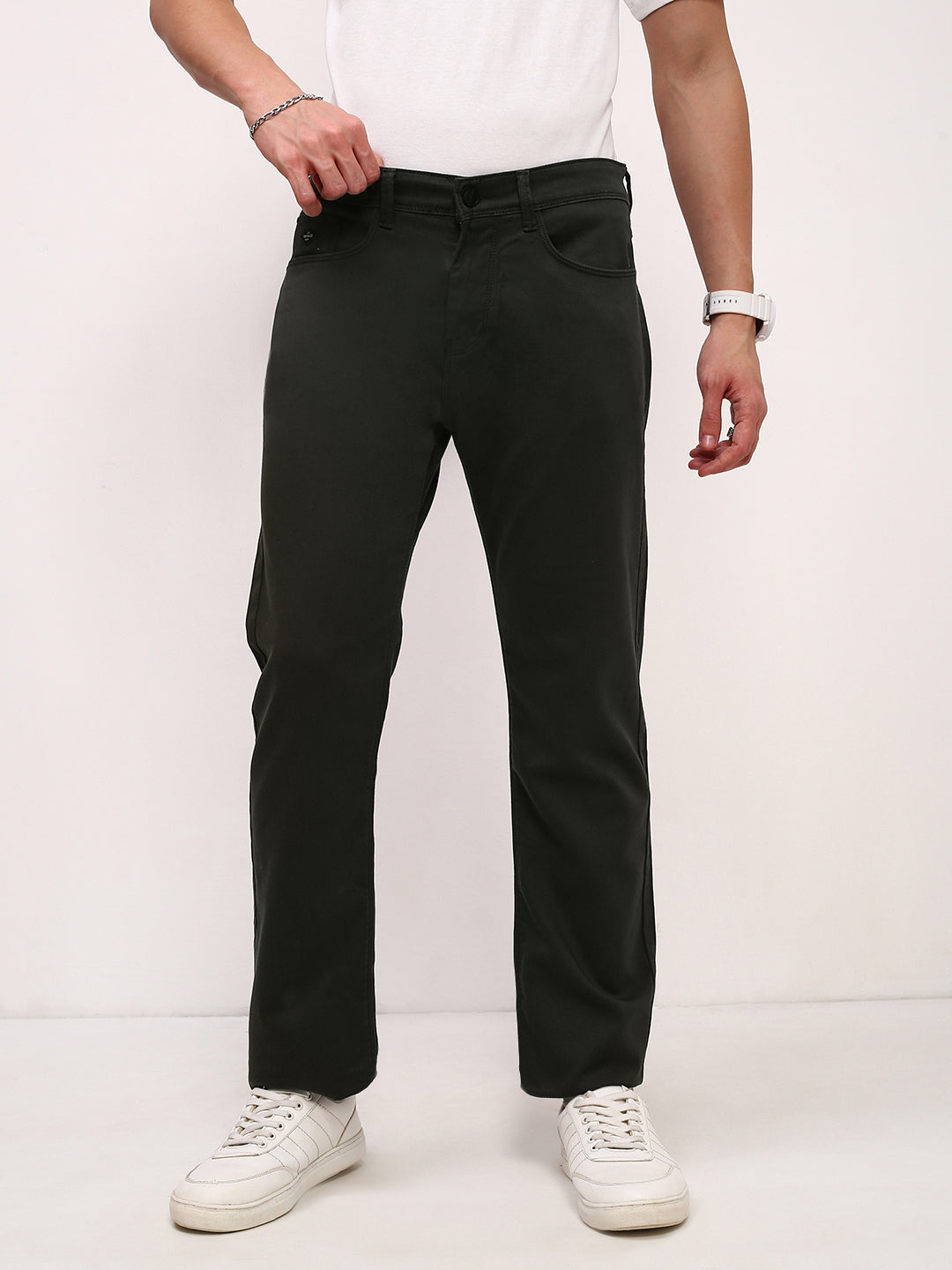 Men's Olive Solid Straight Fit Jeans
