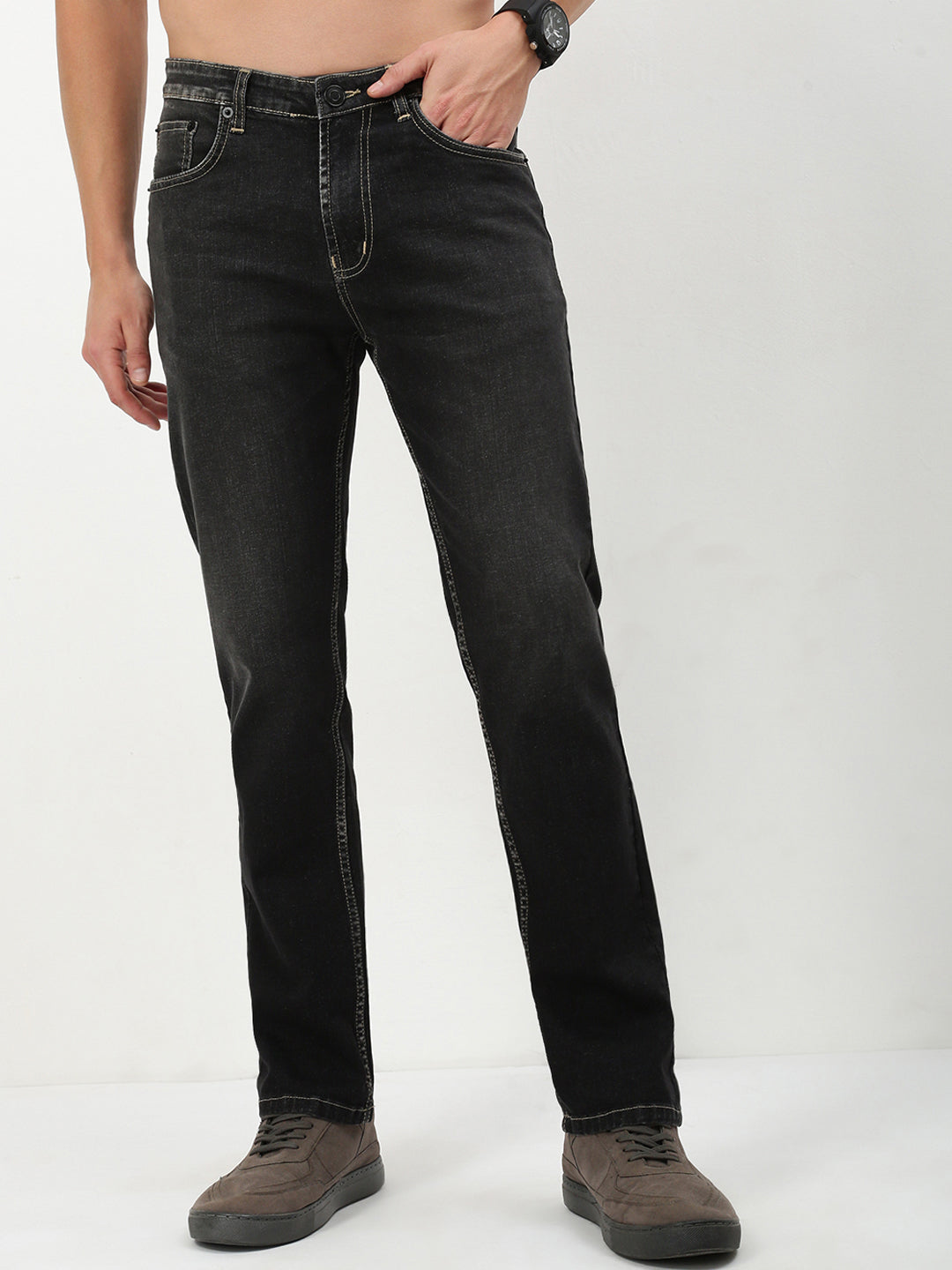 Men's Grey Solid Straight Fit Jeans