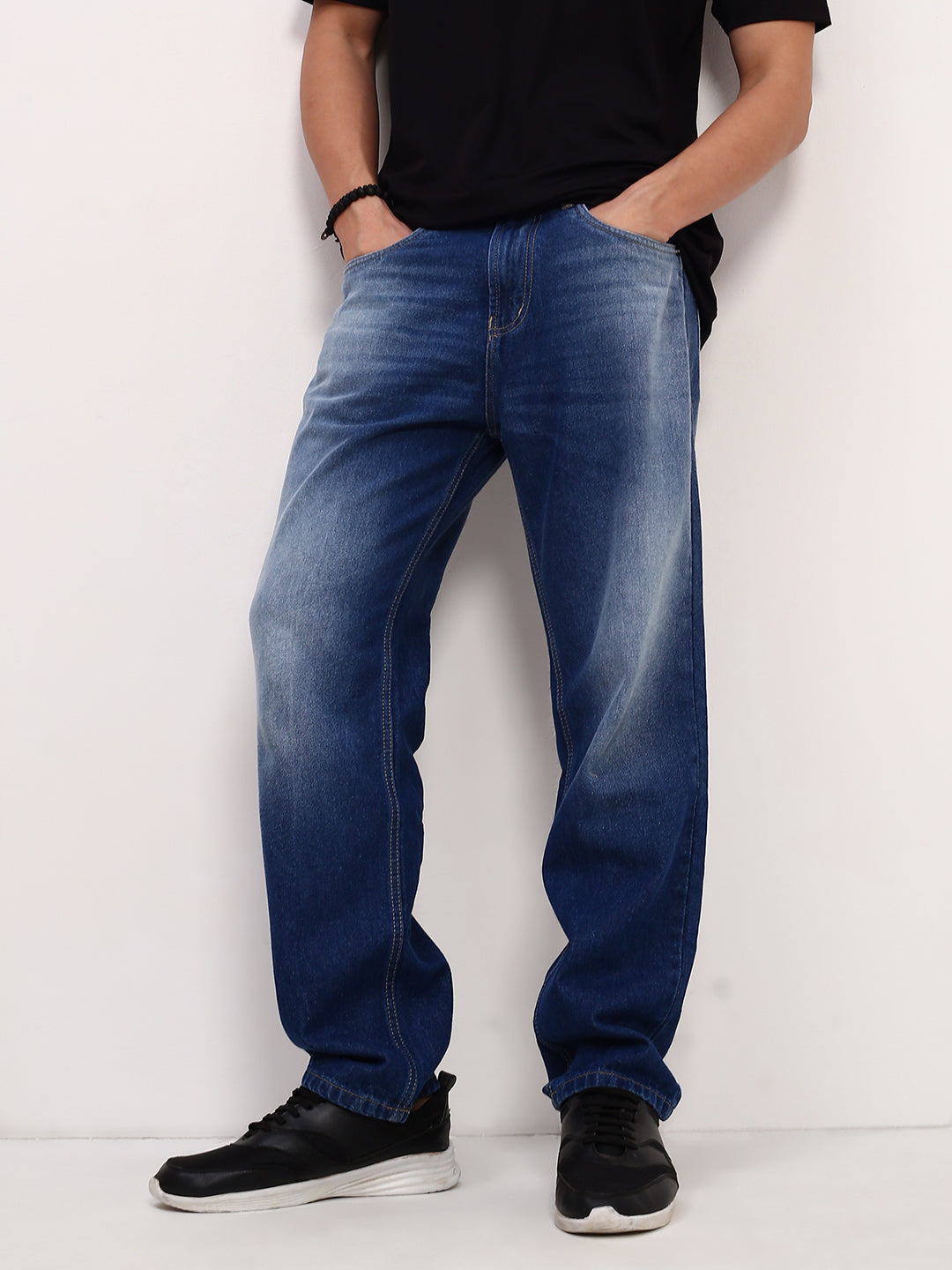 Men's Blue Solid Straight Fit Low-Rise Jeans