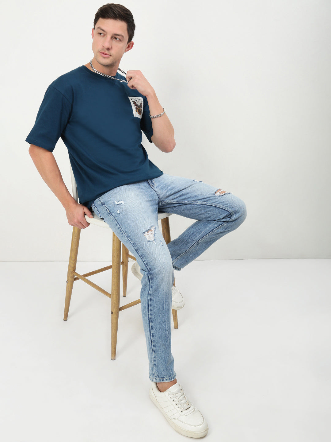 Men's Blue Solid Straight Fit Jeans