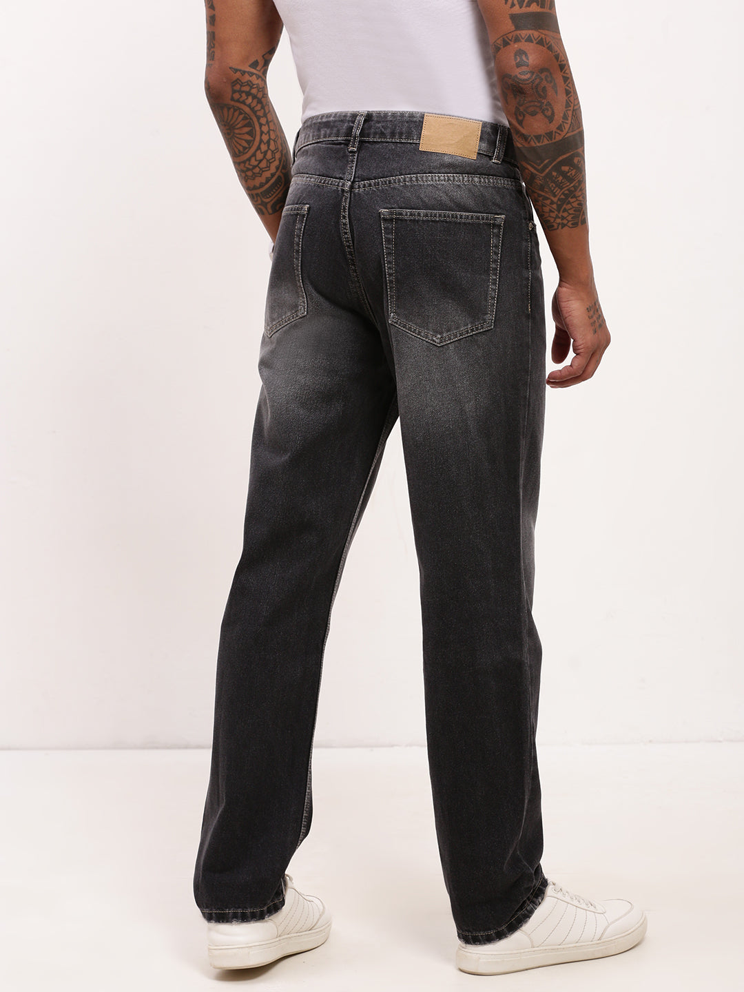 Men's Grey Solid Straight Fit Acid Wash Jeans