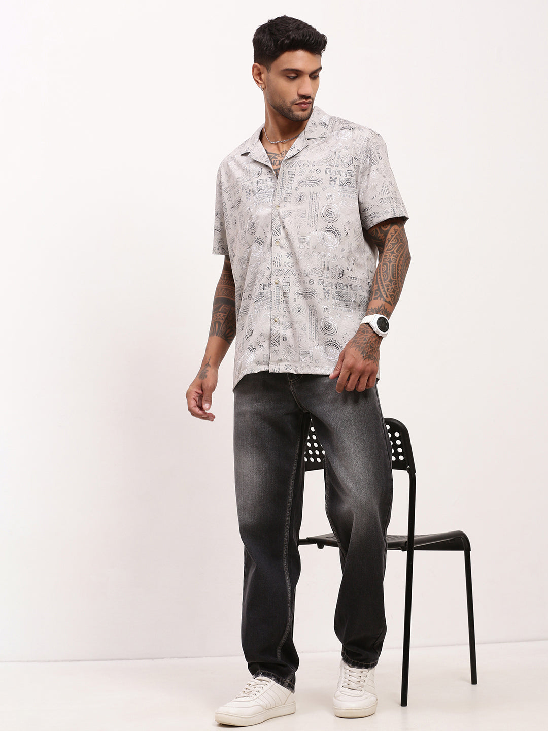 Men's Grey Solid Straight Fit Acid Wash Jeans