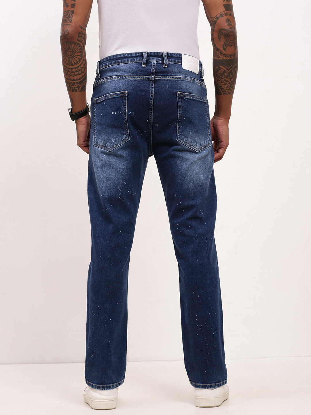 Men's Blue Solid Comfort Straight Fit Mildly Distressed Jeans