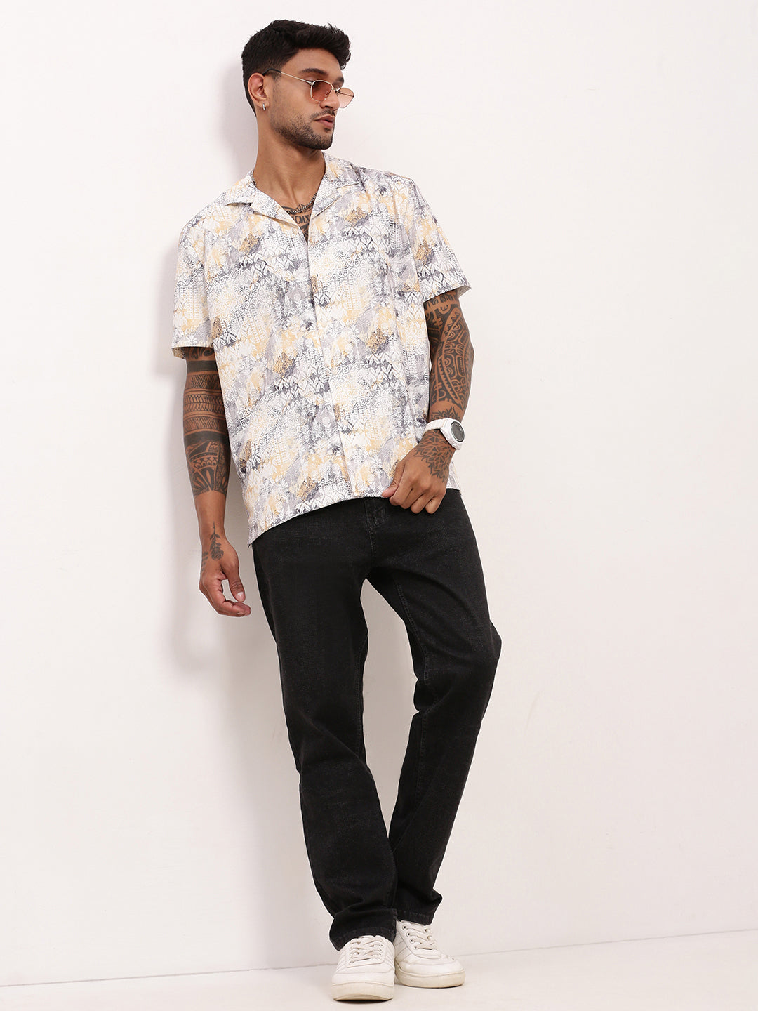 Men's Charcoal Solid Straight Fit Jeans