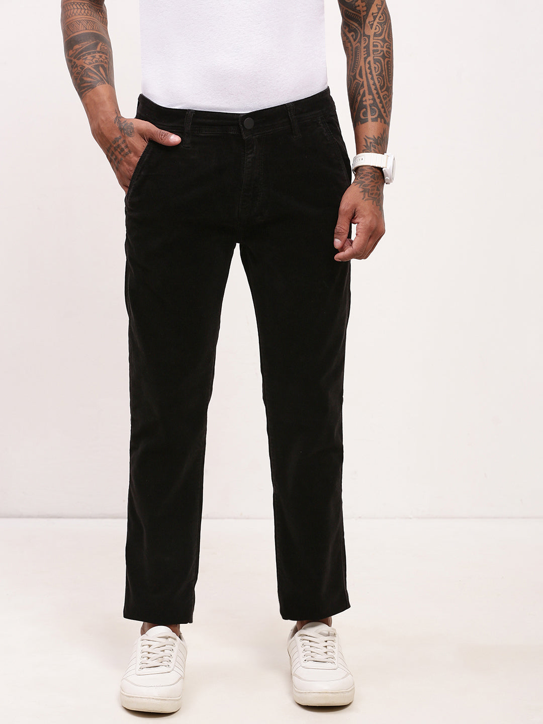 Men's Black Straight Fit Low-Rise Solid Jeans