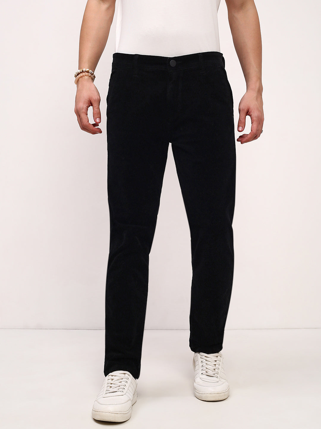 Men's Black Solid Straight Fit Low-Rise Jeans