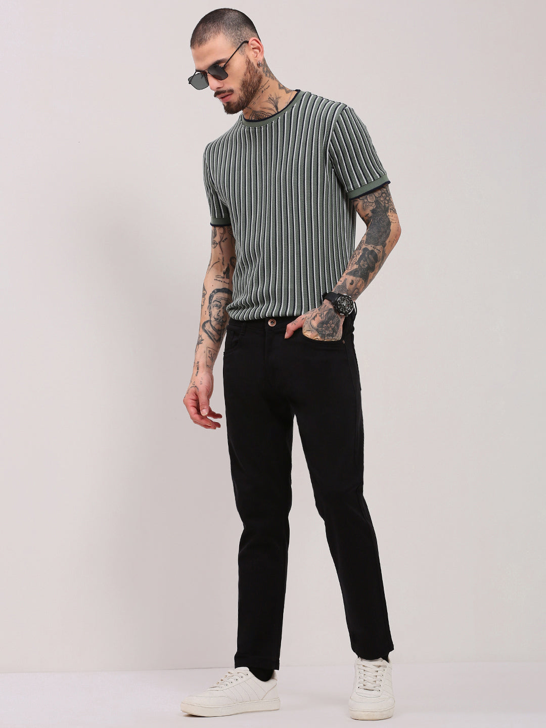 Men's Black Slim Fit Low-Rise Jeans