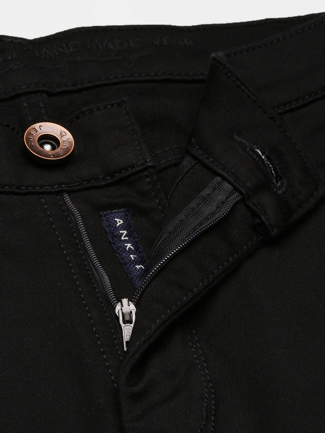 Men's Black Low-Rise Slim Fit Jeans