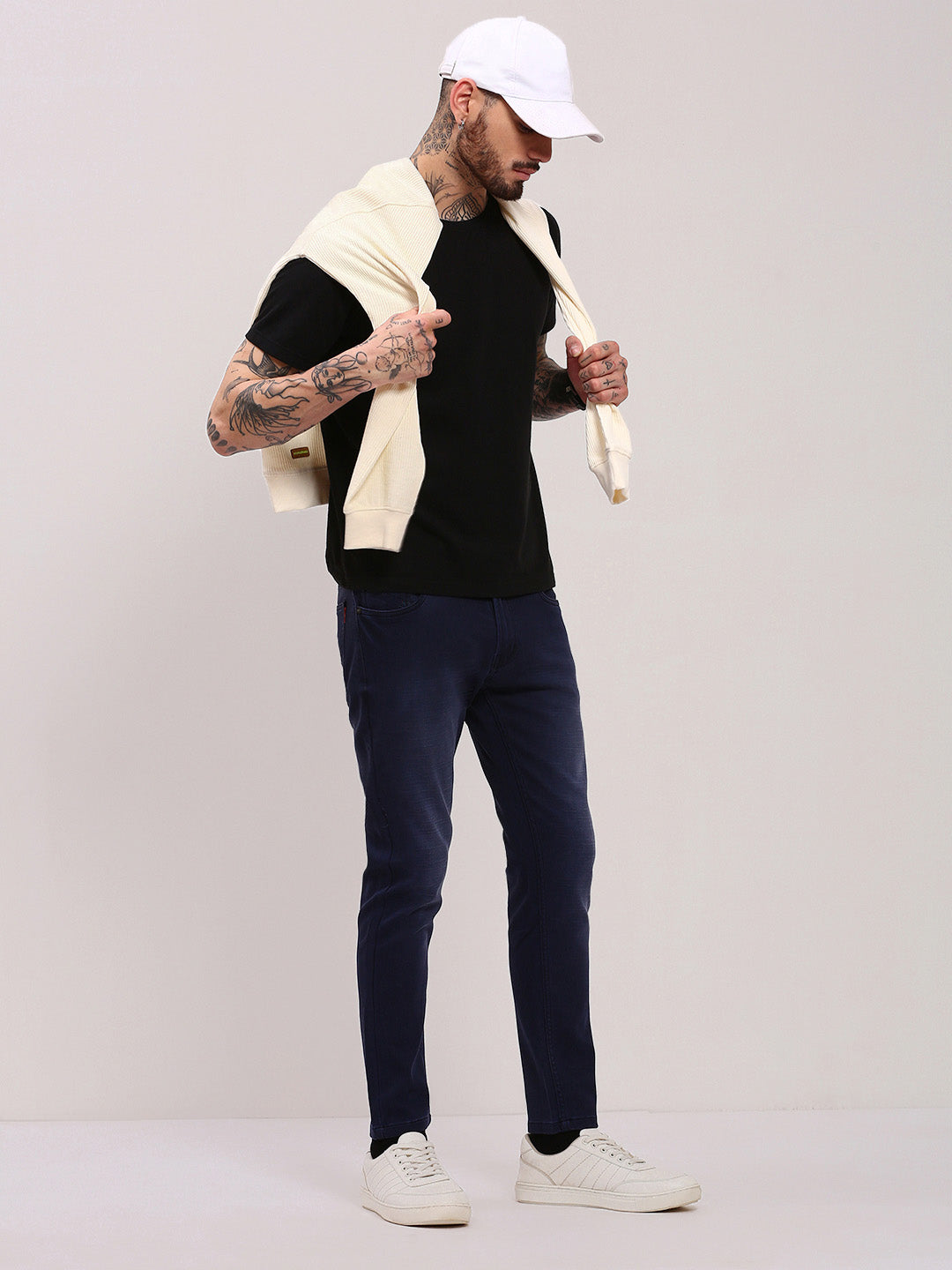 Men's Navy Blue Comfort Slim Fit Low-Rise Light Fade Cotton Jeans